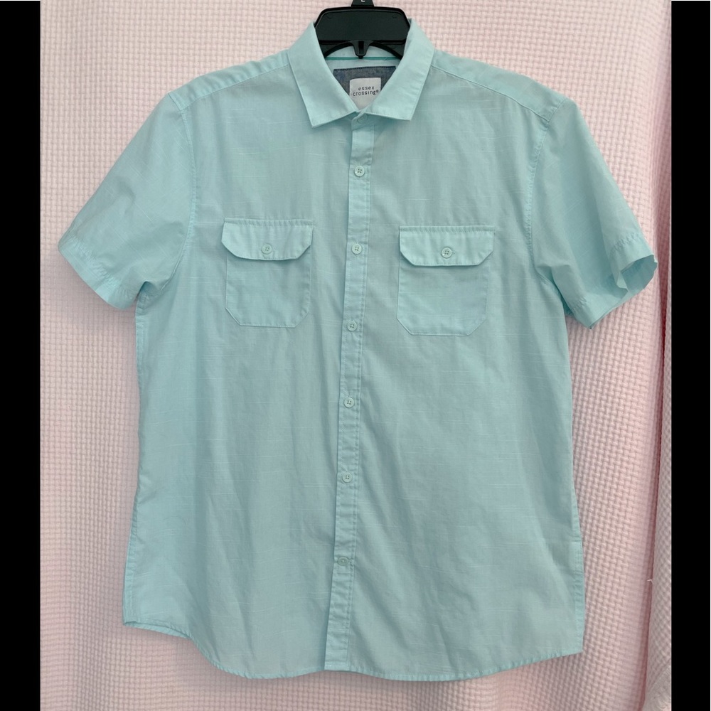 ESSEX CROSSING super soft short sleeve dress shirt.  Aqua blue Size M.